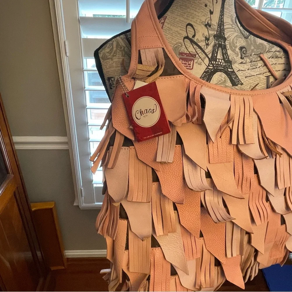 Chaos by Elsie Pink Leather Fringe Shoulder Hobo Bag - Picture 3 of 10